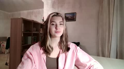 Dia online show from February 16, 2026, 3:30 pm