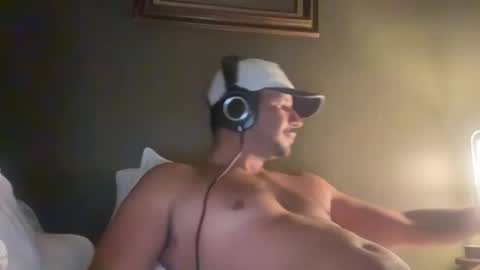 Snapshot of drewdrewboy chatting on July 26, 2026, 3:04 am DrewDrewBoy online show from July 26, 2026, 3:04 am