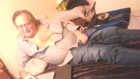 Snapshot of drfeelgood777 chatting on February 15, 2026, 4:53 am Dr. Feelgood online show from February 15, 2026, 4:53 am