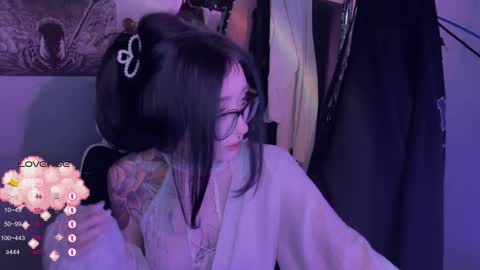 Snapshot of drillhouse_ chatting on December 1, 2025, 2:27 am Tara Sonny online show from December 1, 2025, 2:27 am