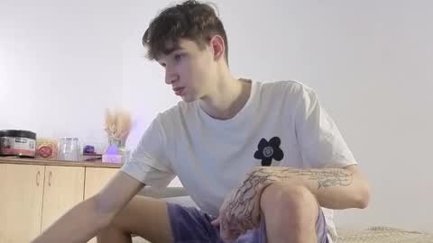 Mark online show from December 20, 2025, 3:30 pm