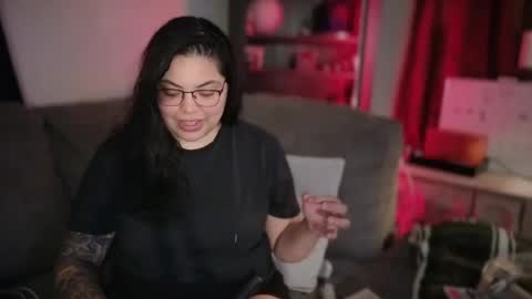 Drizzypeach602 online show from July 8, 2026, 4:28 am