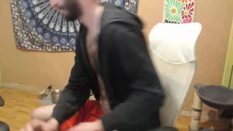 Snapshot of drmst13_2 chatting on October 30, 2025, 8:42 pm River online show from October 30, 2025, 8:42 pm