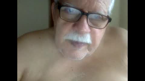 Snapshot of drnick069 chatting on October 6, 2025, 2:58 pm drnick069 online show from October 6, 2025, 2:58 pm