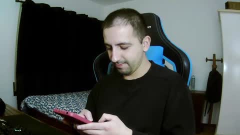 Snapshot of droooooones chatting on December 3, 2024, 10:51 pm droooooones online show from December 3, 2024, 10:51 pm