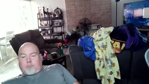 Snapshot of drthomaswayne chatting on November 6, 2025, 5:36 pm drthomaswayne online show from November 6, 2025, 5:36 pm