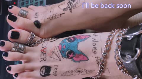 Mistress Lola Slavic witch online show from December 30, 2024, 8:47 pm