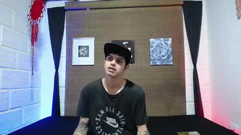 Snapshot of drumcore_01 chatting on December 3, 2025, 7:01 pm Drum-Core online show from December 3, 2025, 7:01 pm