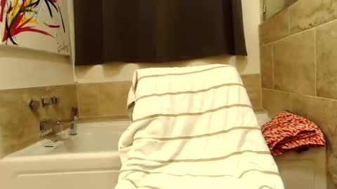 drummersrock92118 online show from December 21, 2025, 12:34 pm