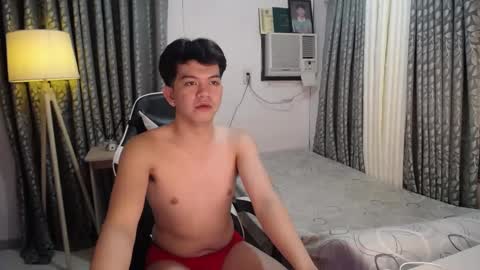 Snapshot of drumsthick chatting on January 13, 2025, 4:41 pm Arch online show from January 13, 2025, 4:41 pm