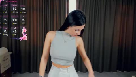 Snapshot of drusillaopula chatting on February 5, 2026, 5:23 am Emma online show from February 5, 2026, 5:23 am