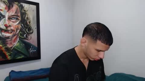 dsanchezz359 online show from February 19, 2026, 12:34 pm