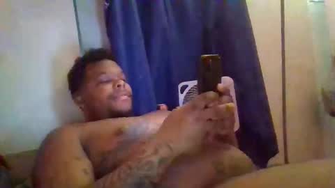 Snapshot of dsmoov_ chatting on February 3, 2026, 2:53 am SmoovFanz online show from February 3, 2026, 2:53 am