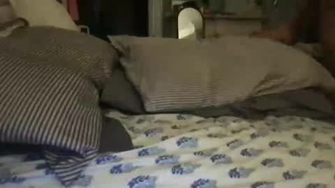 Snapshot of dtficecream chatting on December 17, 2025, 11:22 pm dtficecream online show from December 17, 2025, 11:22 pm