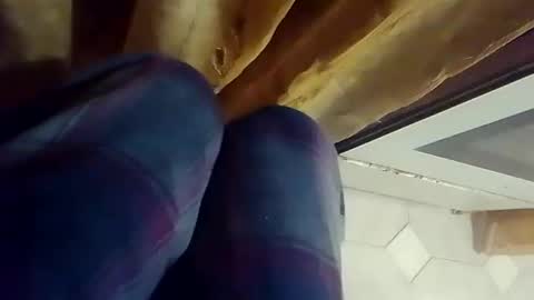 Snapshot of dthedog12 chatting on December 17, 2025, 12:38 am dthedog12 online show from December 17, 2025, 12:38 am