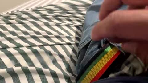 dthrow12 online show from December 1, 2025, 6:46 pm