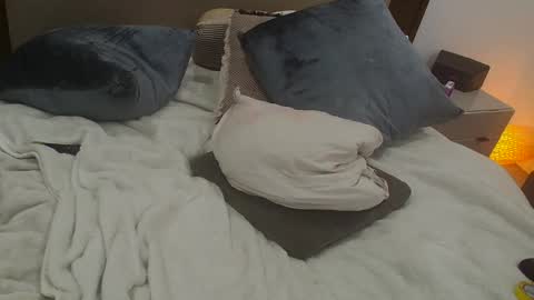 Dude online show from November 6, 2025, 1:06 am