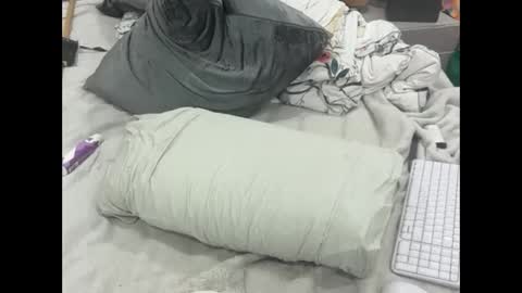 Dude online show from April 11, 2026, 10:14 pm