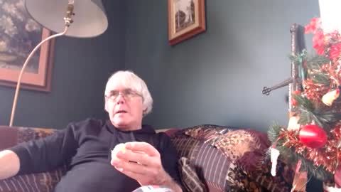 Snapshot of dug38 chatting on December 26, 2024, 7:05 pm Doug online show from December 26, 2024, 7:05 pm
