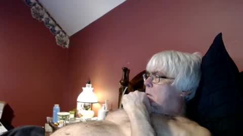 Snapshot of dug38 chatting on March 11, 2025, 1:59 am Doug online show from March 11, 2025, 1:59 am