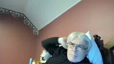 Doug online show from October 17, 2025, 1:42 am