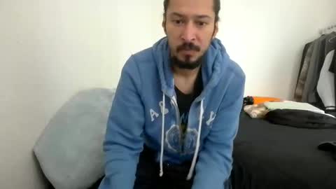 Snapshot of duke_thick chatting on January 31, 2026, 8:18 pm duke_thick online show from January 31, 2026, 8:18 pm