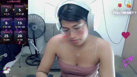 dulce2415 online show from June 3, 2026, 1:41 am