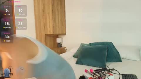 Snapshot of dulce__candy_ chatting on October 9, 2025, 7:12 pm Dulce Candy online show from October 9, 2025, 7:12 pm