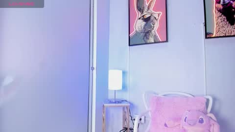 dulce__fiore07 online show from February 5, 2026, 12:10 pm