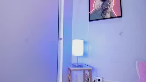 dulce__fiore07 online show from February 21, 2026, 12:17 pm