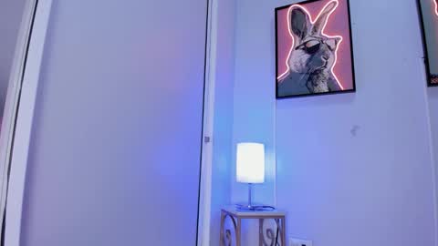 dulce__fiore07 online show from February 27, 2026, 12:05 pm