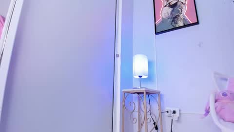 dulce__fiore07 online show from March 14, 2026, 12:10 pm