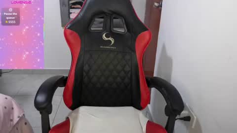dulce_camx online show from June 22, 2026, 3:08 am