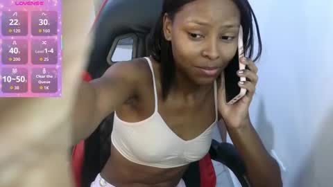 dulce_camx online show from July 3, 2026, 4:19 am