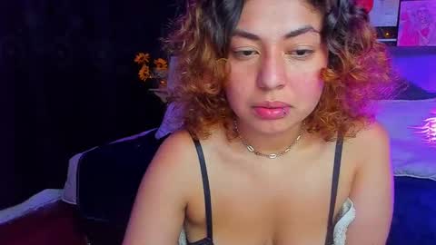 Snapshot of dulce_celeste15 chatting on December 29, 2024, 9:17 am C E L E S T E online show from December 29, 2024, 9:17 am