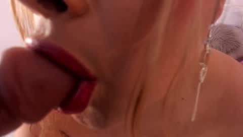 Snapshot of dulce_ferrer1 chatting on January 16, 2026, 4:55 pm online show from January 16, 2026, 4:55 pm