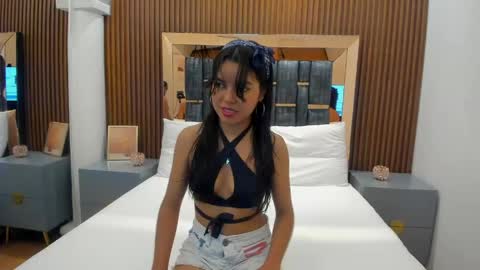 Snapshot of dulce_glamor_ chatting on May 12, 2026, 11:40 am Dulce online show from May 12, 2026, 11:40 am
