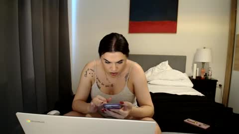 Dulce Maria online show from May 29, 2026, 3:32 pm