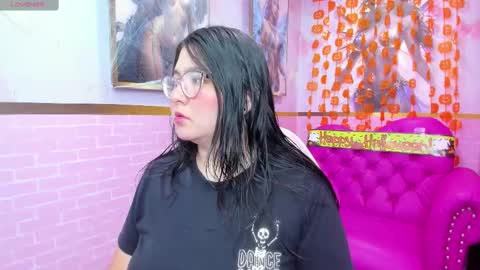 Snapshot of dulce_meow chatting on October 30, 2025, 10:38 am Dulce online show from October 30, 2025, 10:38 am