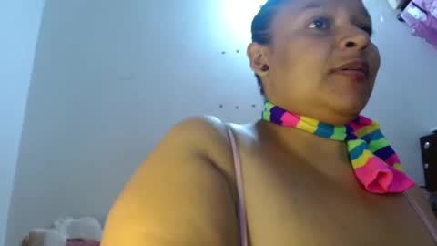 Snapshot of dulce_mmaria chatting on February 23, 2025, 2:35 pm dulce online show from February 23, 2025, 2:35 pm