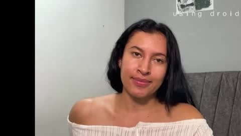 dulceizzy online show from June 6, 2026, 2:27 am
