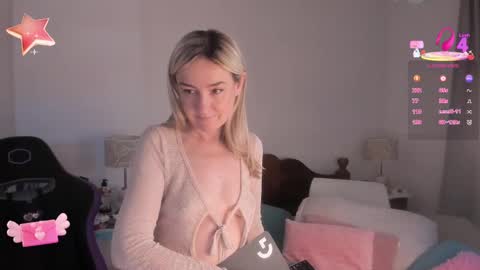 Sweetnina online show from September 28, 2025, 7:41 pm