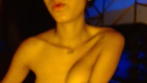 dulcelatina222 online show from November 6, 2025, 2:56 am