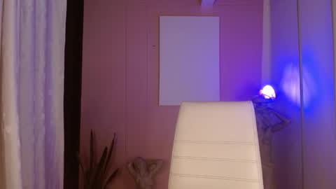 dulcepicante_1 online show from March 10, 2026, 6:51 am