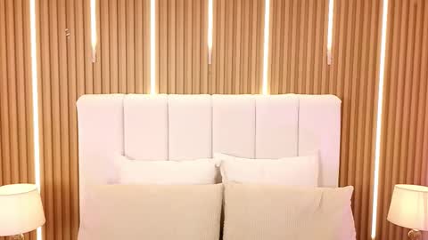 Dulcey online show from February 22, 2026, 5:40 am