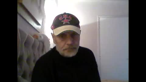 Snapshot of dumaeros77 chatting on December 29, 2024, 2:21 pm Duma online show from December 29, 2024, 2:21 pm