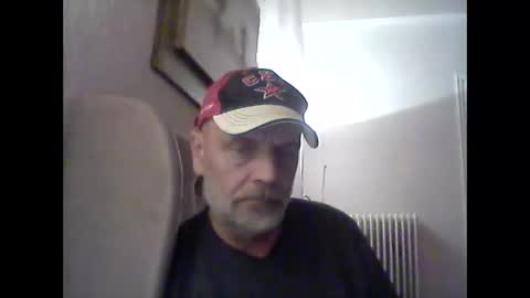 Snapshot of dumaeros77 chatting on December 30, 2024, 4:42 am Duma online show from December 30, 2024, 4:42 am