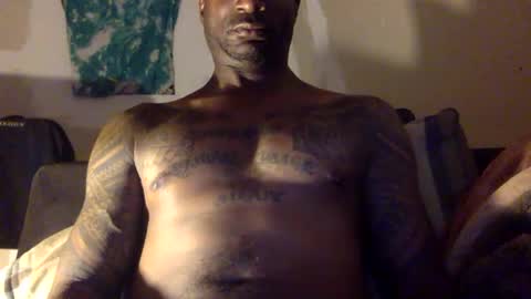 Snapshot of dumdick17 chatting on September 29, 2025, 8:30 am dumdick17 online show from September 29, 2025, 8:30 am