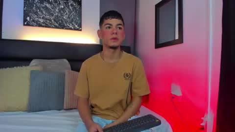 Thomas and Noah online show from September 9, 2025, 12:15 pm