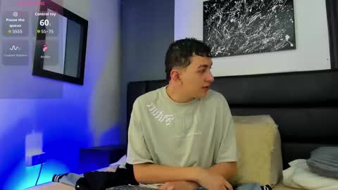 Thomas and Noah online show from October 24, 2025, 12:23 pm